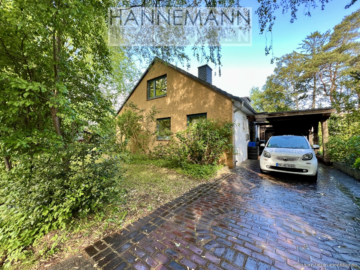 Wohnen ohne Platzkompromisse – Einfamilienhaus mit Garage & Carport!, 22457 Hamburg / Schnelsen, Einfamilienhaus