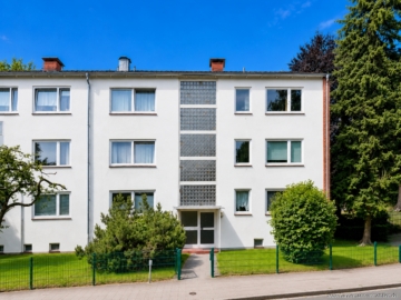 Renovierungsbedürftige 2-Zimmerwohnung in Langenhorn, 22415 Hamburg, Etagenwohnung